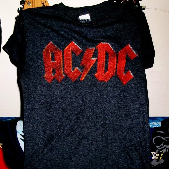 AC/DC | Shirts | Ac Dc Big Red Logo Official Ac Dc Mdse Xs 222 Tee ...